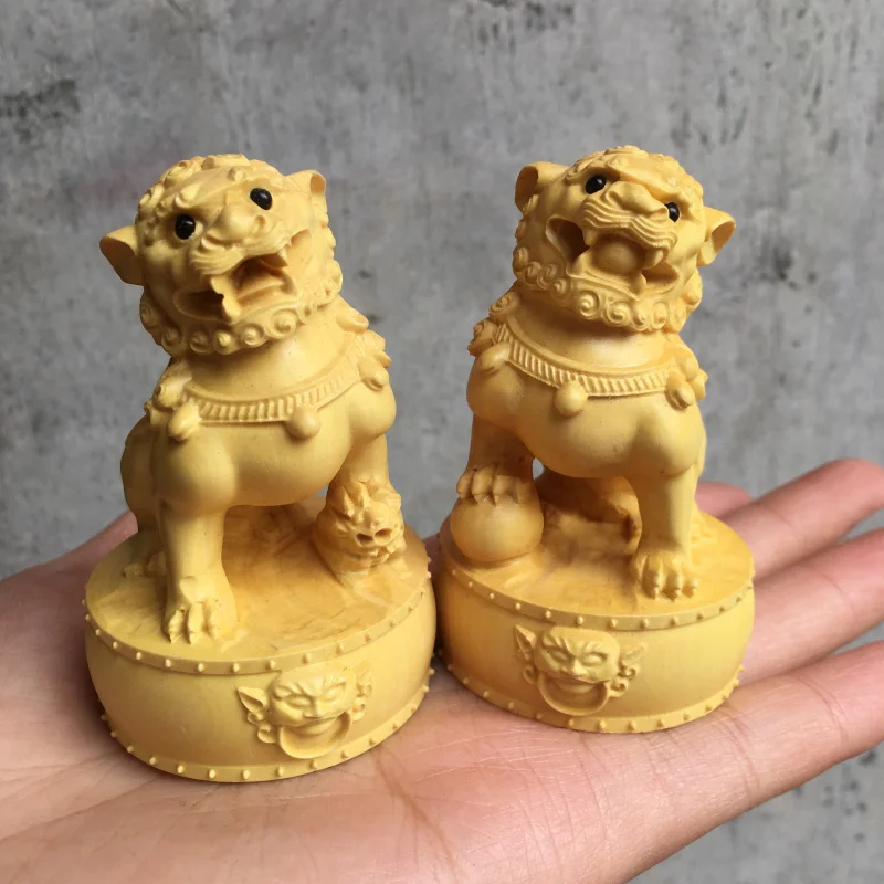 Boxwood carving, lion seal, decoration, living room, study, ornaments, handicrafts.
Boxwood carving, lion seal, decoration, living room, study, ornaments, handicrafts.