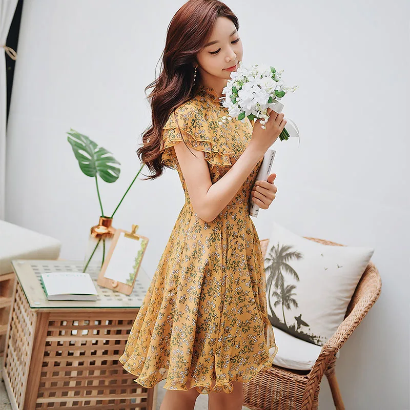 Dabuwawa Women Summer Butterfly Sleeve Floral Dress 2019 New Elegant Print A-line Fairy Dress Elegant Short Dress DN1BDR014
Dabuwawa Women Summer Butterfly Sleeve Floral Dress 2019 New Elegant Print A-line Fairy Dress Elegant Short Dress DN1BDR014