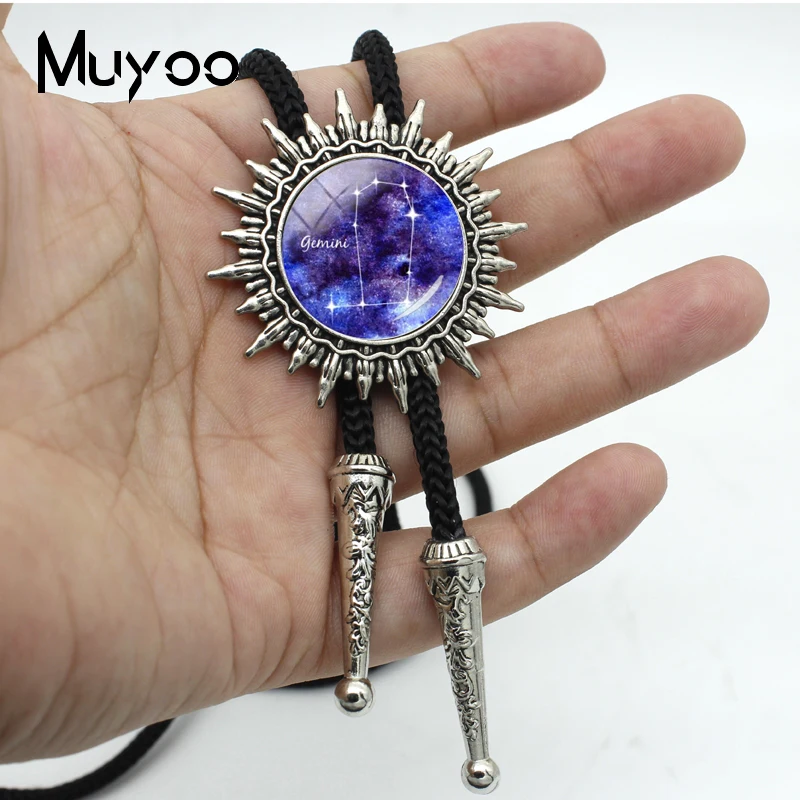 BOLO-00132 New Arrival Glass Cabochon Zodiac Signs Bolo Tie Aries Leo Constellations Bolo Tie Virgo Pisces Neck Tie
BOLO-00132 New Arrival Glass Cabochon Zodiac Signs Bolo Tie Aries Leo Constellations Bolo Tie Virgo Pisces Neck Tie
