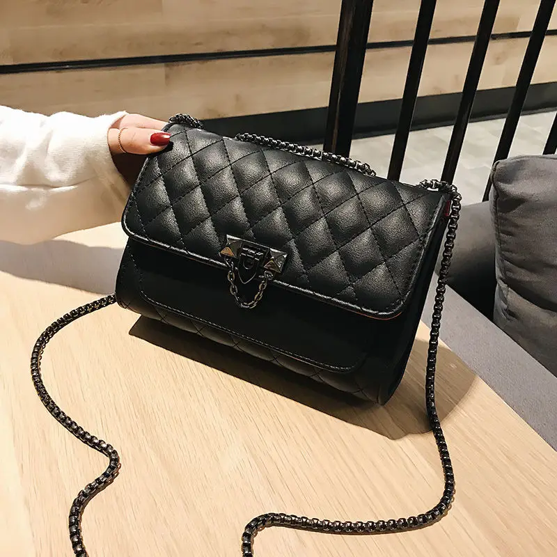 Bag female 2019 new Korean version of the texture rhombic chain bag wild single shoulder slung female student small square bag
Bag female 2019 new Korean version of the texture rhombic chain bag wild single shoulder slung female student small square bag