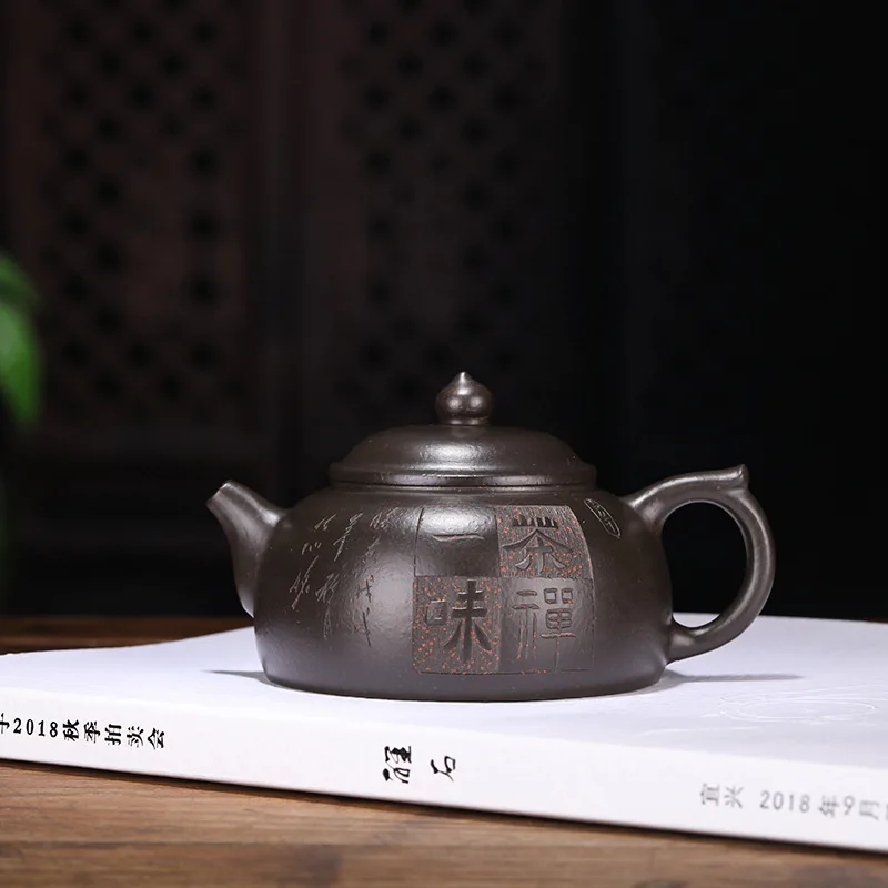 Yixing Dark-red Enameled Pottery Teapot Famous Full Manual Raw Ore Green Mud Zen Tea Blindly Sell Well Teapot Tea Set
Yixing Dark-red Enameled Pottery Teapot Famous Full Manual Raw Ore Green Mud Zen Tea Blindly Sell Well Teapot Tea Set