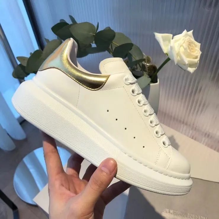 Luxury Design Women Casual Shoes White Tennis Shoes Platfoorm Sport Shoes Genuine Leather Plus Size Lace-up Sneakers
Luxury Design Women Casual Shoes White Tennis Shoes Platfoorm Sport Shoes Genuine Leather Plus Size Lace-up Sneakers