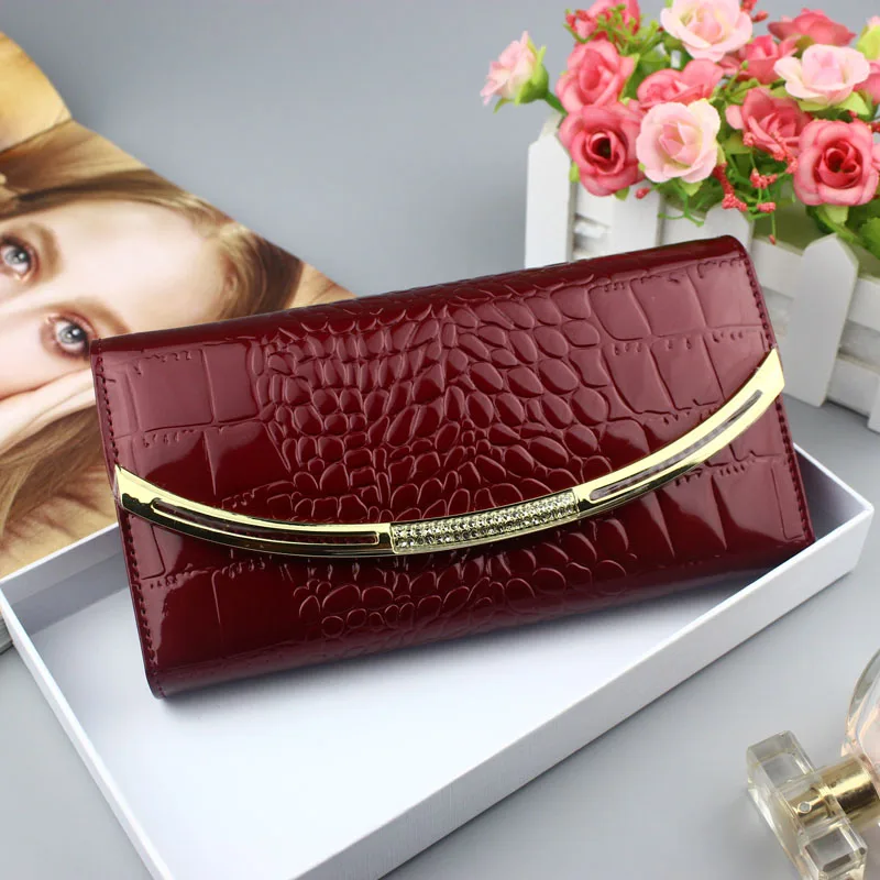 Fashion Genuine Leather Wallet Women 2019 Luxury Designer Patent Leather Wallets Female Clutch Ladies 3 Fold Cowhide Hasp Wallet
Fashion Genuine Leather Wallet Women 2019 Luxury Designer Patent Leather Wallets Female Clutch Ladies 3 Fold Cowhide Hasp Wallet
