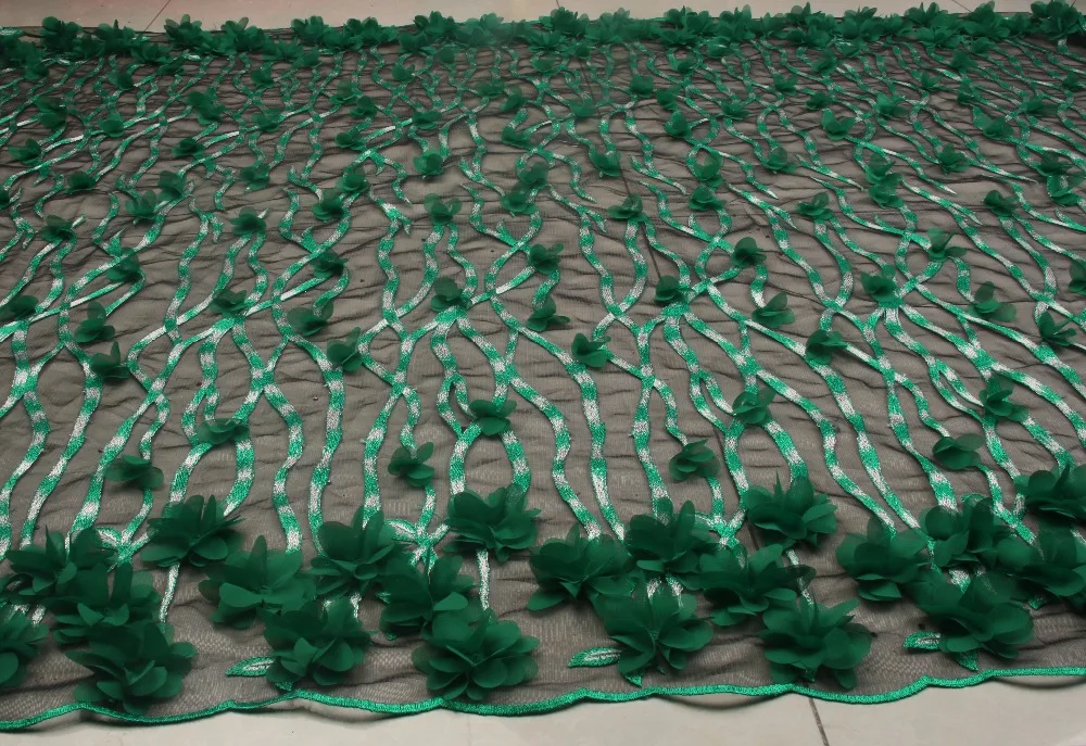 2017 Green 3d Flower Laces Fabrics Embroidered French Tulle Lace Fabric African French Net Lace Fabric 5 yards/lot NA577B-1
2017 Green 3d Flower Laces Fabrics Embroidered French Tulle Lace Fabric African French Net Lace Fabric 5 yards/lot NA577B-1