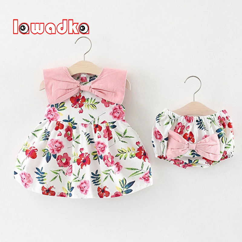 Lawadka Baby Baby Girls' Clothing Sets 2018 New Brand Two Piece Sets Short Pants +Floral Dress Summer Style
Lawadka Baby Baby Girls' Clothing Sets 2018 New Brand Two Piece Sets Short Pants +Floral Dress Summer Style