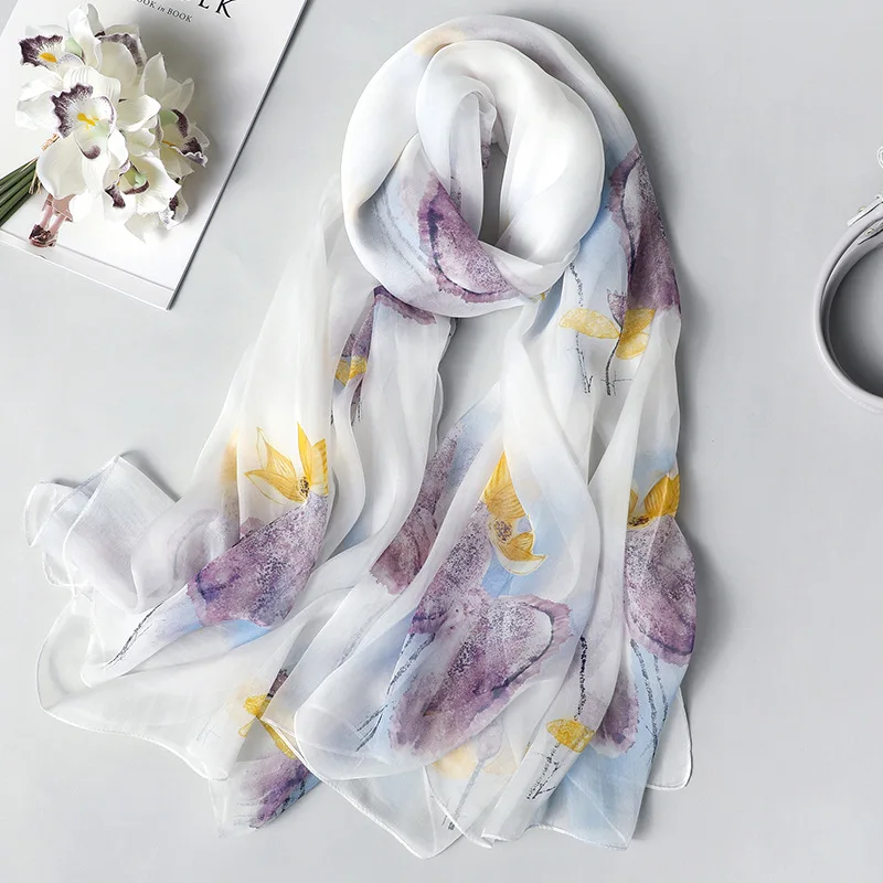 Real Silk Scarf for Women 2019 New Fashion Floral Print Shawls and Wraps Thin Long Pashmina Ladies Foulard Bandana Hijab Scarves
Real Silk Scarf for Women 2019 New Fashion Floral Print Shawls and Wraps Thin Long Pashmina Ladies Foulard Bandana Hijab Scarves