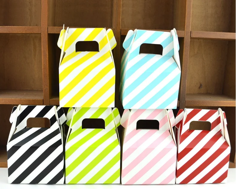 7*5*10cm Stripe Kraft Paper Handle Box Candy Box Wedding Party Gift Bags Baby Show Boxes 200pcs\lot Free shipping
7*5*10cm Stripe Kraft Paper Handle Box Candy Box Wedding Party Gift Bags Baby Show Boxes 200pcs\lot Free shipping