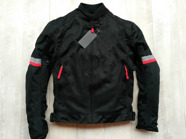 New motorcycle racing suit knight moto gp outdoor travel shatter-resistant jacket with detachable protective gear and raincoat
New motorcycle racing suit knight moto gp outdoor travel shatter-resistant jacket with detachable protective gear and raincoat