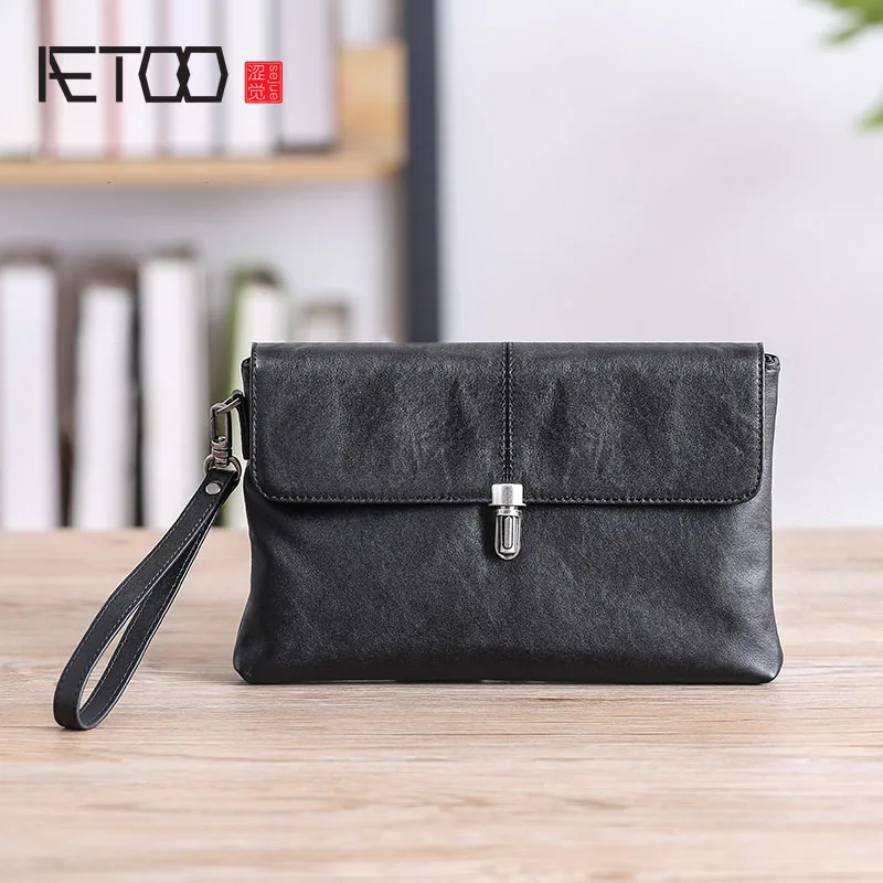 AETOO Head-layer cowhide handbag, male leather soft leather envelope bag, business leisure large capacity men's handbag
AETOO Head-layer cowhide handbag, male leather soft leather envelope bag, business leisure large capacity men's handbag