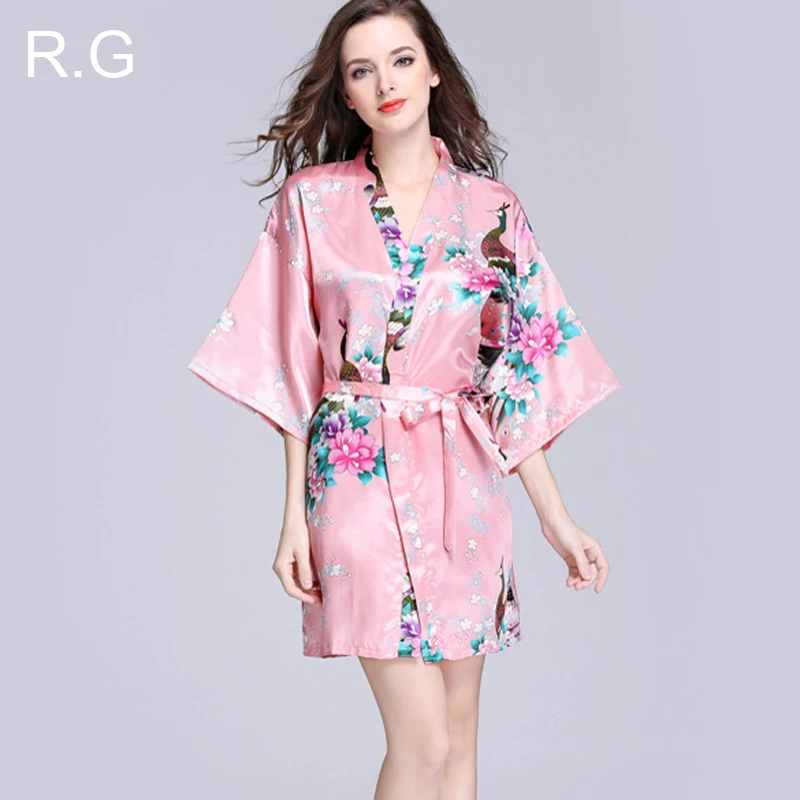 RG Elegant Flower Peacock Printed Nightgown Bath Robe Femme Half Sleeve Women Faux Silk Pajamas Big Plus Size 2XL Tracksuit 2018
RG Elegant Flower Peacock Printed Nightgown Bath Robe Femme Half Sleeve Women Faux Silk Pajamas Big Plus Size 2XL Tracksuit 2018