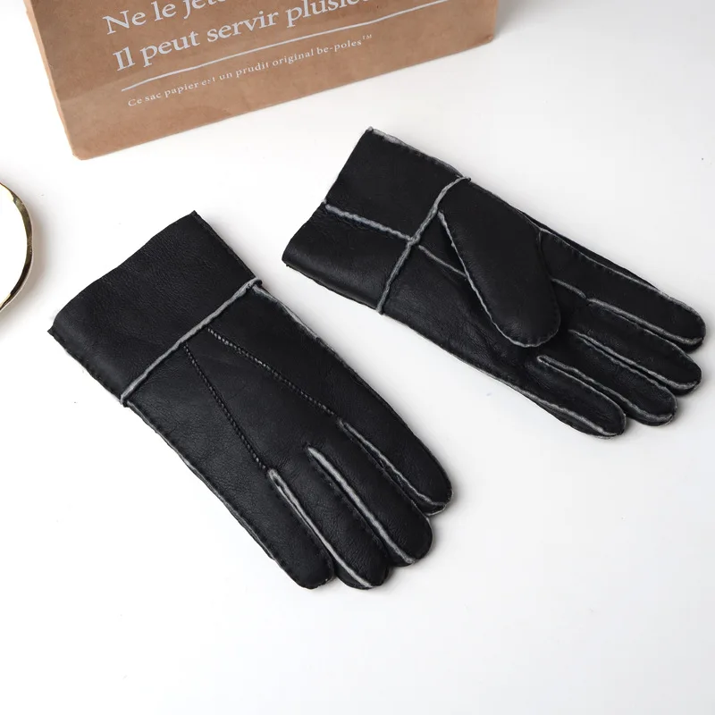 456212 Simple leather gloves men's winter men's sheepskin fur finger gloves Warm outdoor sports Man Gloves
456212 Simple leather gloves men's winter men's sheepskin fur finger gloves Warm outdoor sports Man Gloves