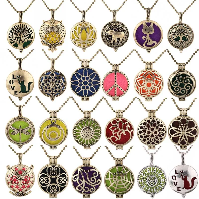 New Wholesale Antique Necklace Vintage Pendant Perfume Aromatherapy Essential Oil Diffuser Jewelry Open Aroma Lockets Necklace
New Wholesale Antique Necklace Vintage Pendant Perfume Aromatherapy Essential Oil Diffuser Jewelry Open Aroma Lockets Necklace