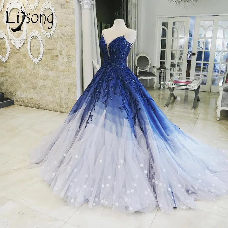 Vintage Mix Color Lush Prom Dresses Delicate Embroidery Ball Gowns Shiny Crystal Beaded Prom Gowns 3D Flower Tiered Prom Dress
Vintage Mix Color Lush Prom Dresses Delicate Embroidery Ball Gowns Shiny Crystal Beaded Prom Gowns 3D Flower Tiered Prom Dress