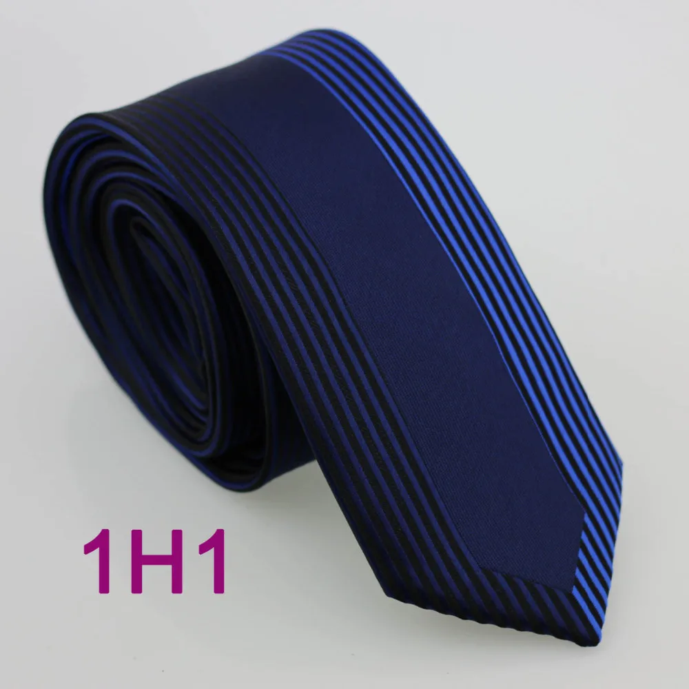 Фото Галстук YIBEI COACHELLA в темно-синюю полоску с черной и синей каймой узкий галстук