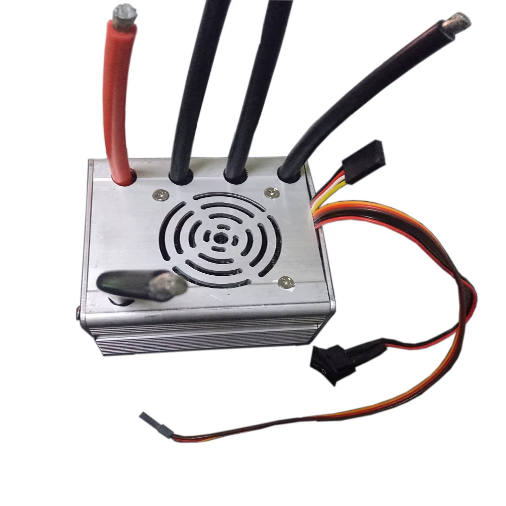 12S 250A Brushless controller ESC For 1/5 Car ESC with 5.5V/5A internal BEC and ON/OFF switch
12S 250A Brushless controller ESC For 1/5 Car ESC with 5.5V/5A internal BEC and ON/OFF switch