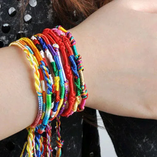 Color send randomly!! 100Pcs/pack Fashion Design Mix Lots Braid Friendship Cords Strands Bracelets Bulk Leather Bracelet
Color send randomly!! 100Pcs/pack Fashion Design Mix Lots Braid Friendship Cords Strands Bracelets Bulk Leather Bracelet