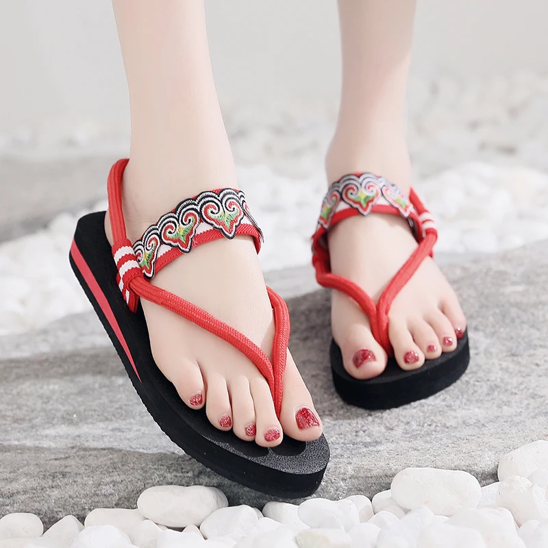 HEFLASHOR Women Mid-Heel Sandals For Ethnic Style Retro Beach Slope Flip Flops Bohemian Shoes Non-Slip Fashion Comfortable Shoes
HEFLASHOR Women Mid-Heel Sandals For Ethnic Style Retro Beach Slope Flip Flops Bohemian Shoes Non-Slip Fashion Comfortable Shoes