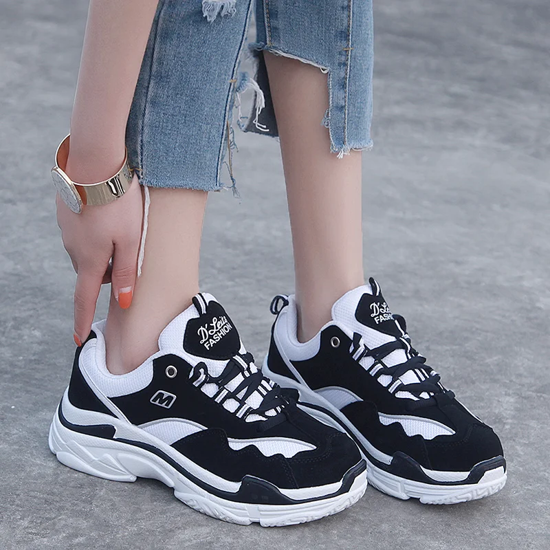 Popular Sport Running Shoes for Women Sneakers balanciaga Breathable Jogging Shoes Soft Insole Female Sport Woman Black Trainer
Popular Sport Running Shoes for Women Sneakers balanciaga Breathable Jogging Shoes Soft Insole Female Sport Woman Black Trainer