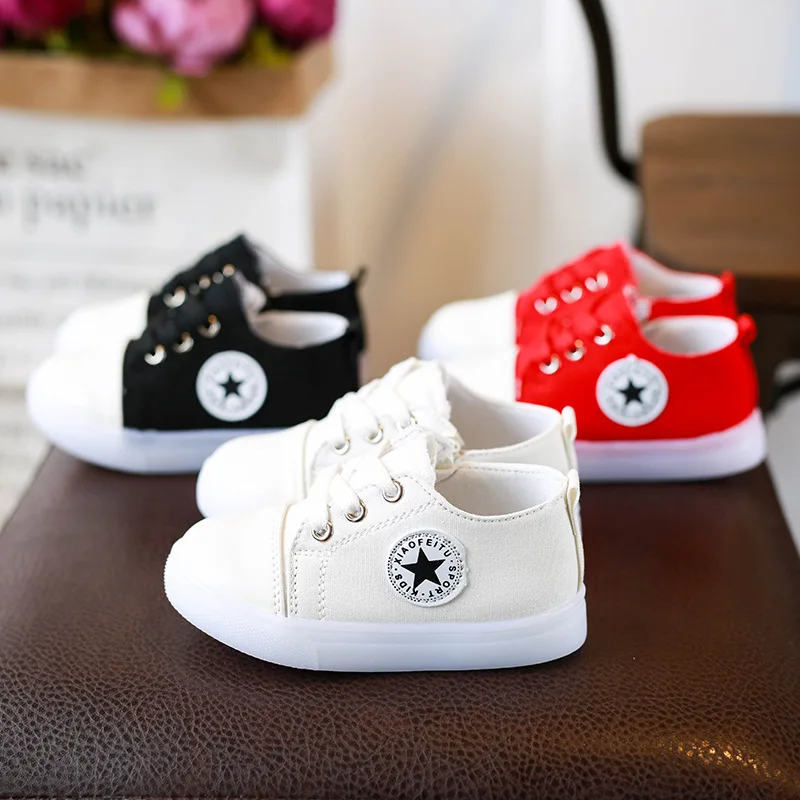 New Brand All season canvas LED lighting baby casual shoes footwear Lace up cool sneakers baby glowing cute girls boys shoes
New Brand All season canvas LED lighting baby casual shoes footwear Lace up cool sneakers baby glowing cute girls boys shoes