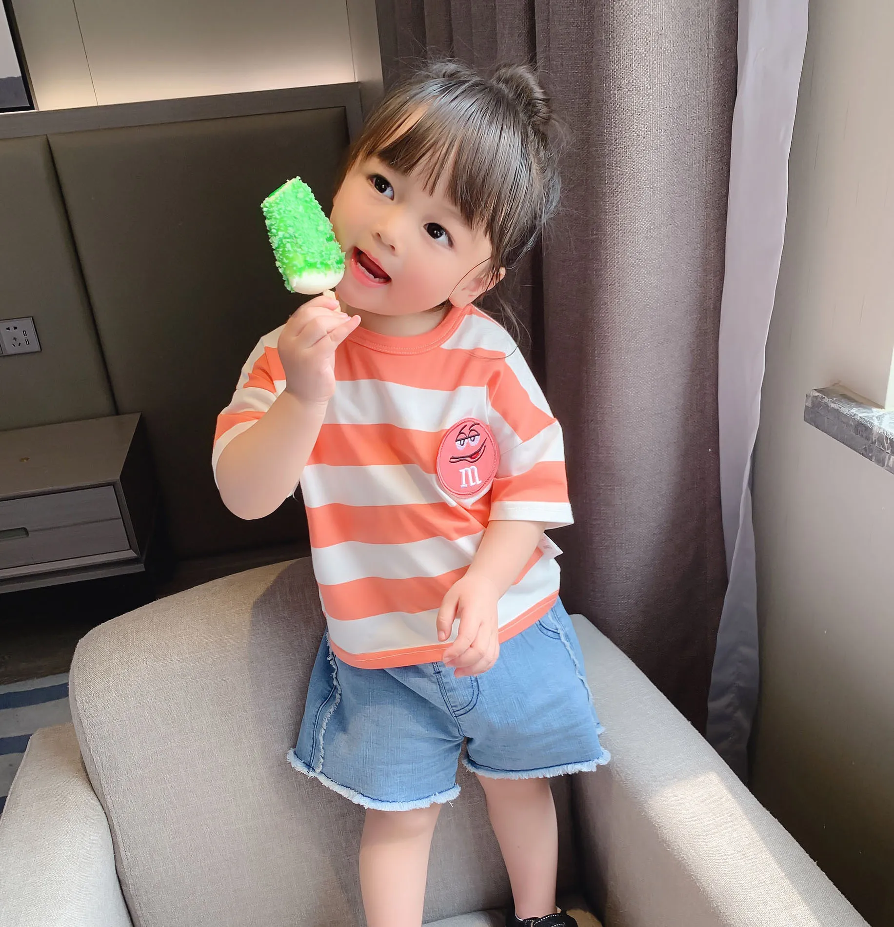 Children's Clothing Girl T-shirts Summer Top Pure Cotton Stripe Kid T-shirt for a Boy With Short Sleeves T-shirts for Teens
Children's Clothing Girl T-shirts Summer Top Pure Cotton Stripe Kid T-shirt for a Boy With Short Sleeves T-shirts for Teens