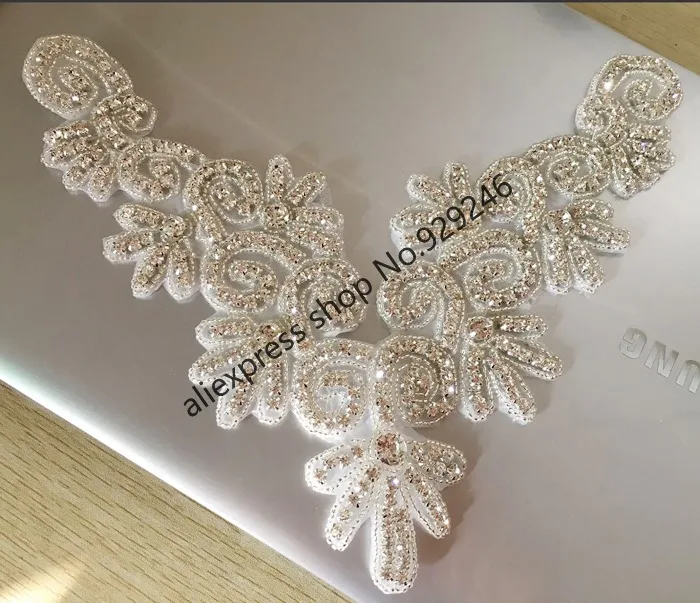 clear crystal rhinestone neckline applique beaded strass neckline hotfix for wedding dress gown garment collar sewing decoration
clear crystal rhinestone neckline applique beaded strass neckline hotfix for wedding dress gown garment collar sewing decoration