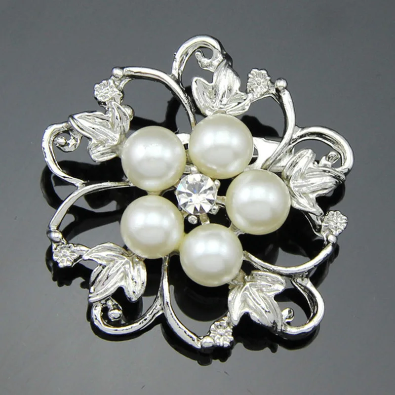 2019 Fashion Flower Crystal Rhinestone Brooch Pin Simulated Pearl Beautiful Brooches for Women Flower Crown Brooch Jewelry Gifts
2019 Fashion Flower Crystal Rhinestone Brooch Pin Simulated Pearl Beautiful Brooches for Women Flower Crown Brooch Jewelry Gifts