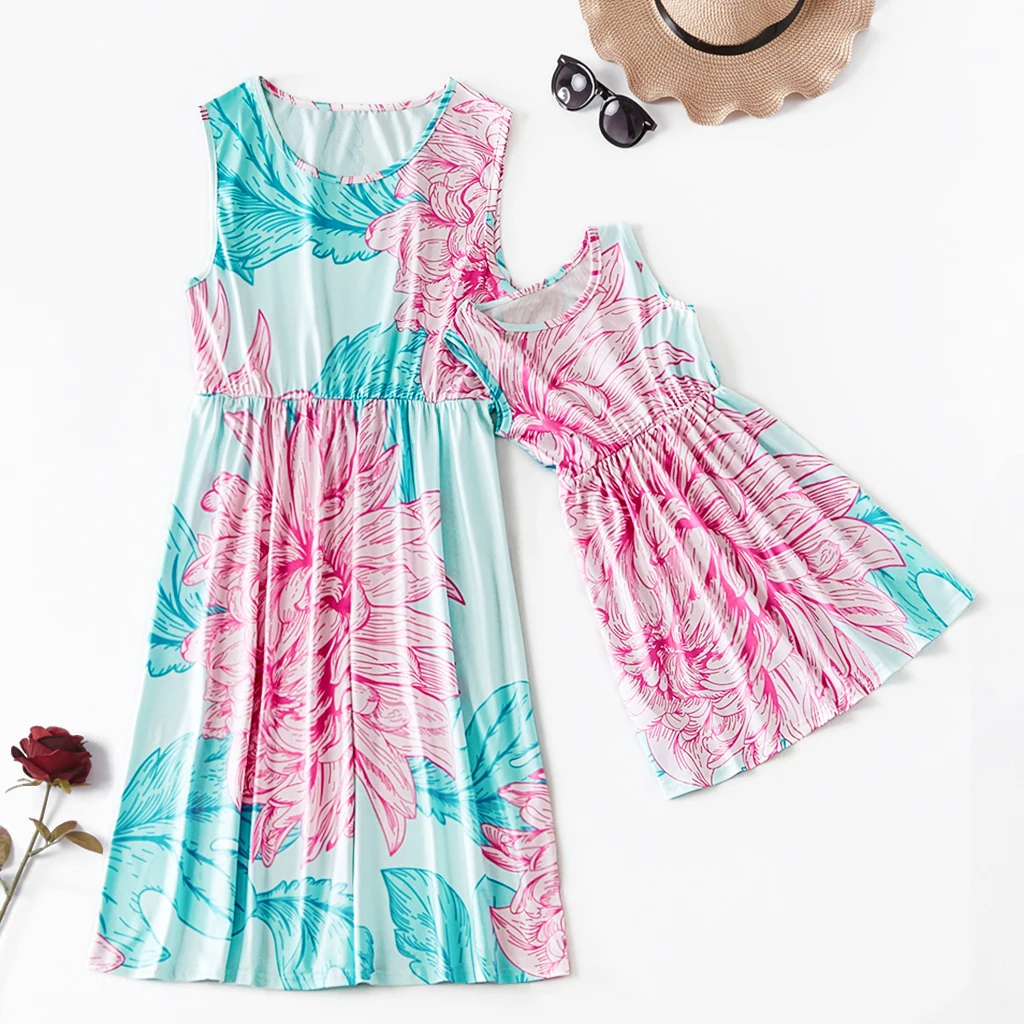 Floral Print Mother Daughter Dresses Family Look Mommy and Me Matching Clothes Sleeveless Mom Mum and Baby Dress Family Outfits
Floral Print Mother Daughter Dresses Family Look Mommy and Me Matching Clothes Sleeveless Mom Mum and Baby Dress Family Outfits
