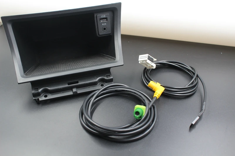 OEM Storage Box Glove Box RNS315 USB Aux Music MP3 Adapter For Skoda Yeti Octavia
OEM Storage Box Glove Box RNS315 USB Aux Music MP3 Adapter For Skoda Yeti Octavia