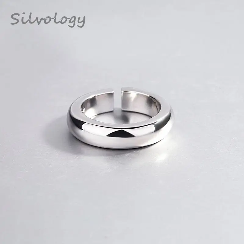 Silvology 925 Sterling Silver Glossy Rings Silver Aperture High Quality Japan Korea Style Texture Wide Female Rings Fine Jewelry
Silvology 925 Sterling Silver Glossy Rings Silver Aperture High Quality Japan Korea Style Texture Wide Female Rings Fine Jewelry