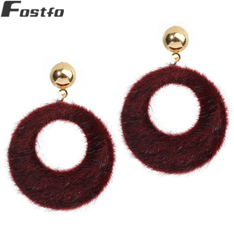 Fostfo 2018 Fashion Red Wine Color Plush Big Round Hollow Circle Earrings For Women Fur Drop Dangle Earrings Jewelry
Fostfo 2018 Fashion Red Wine Color Plush Big Round Hollow Circle Earrings For Women Fur Drop Dangle Earrings Jewelry