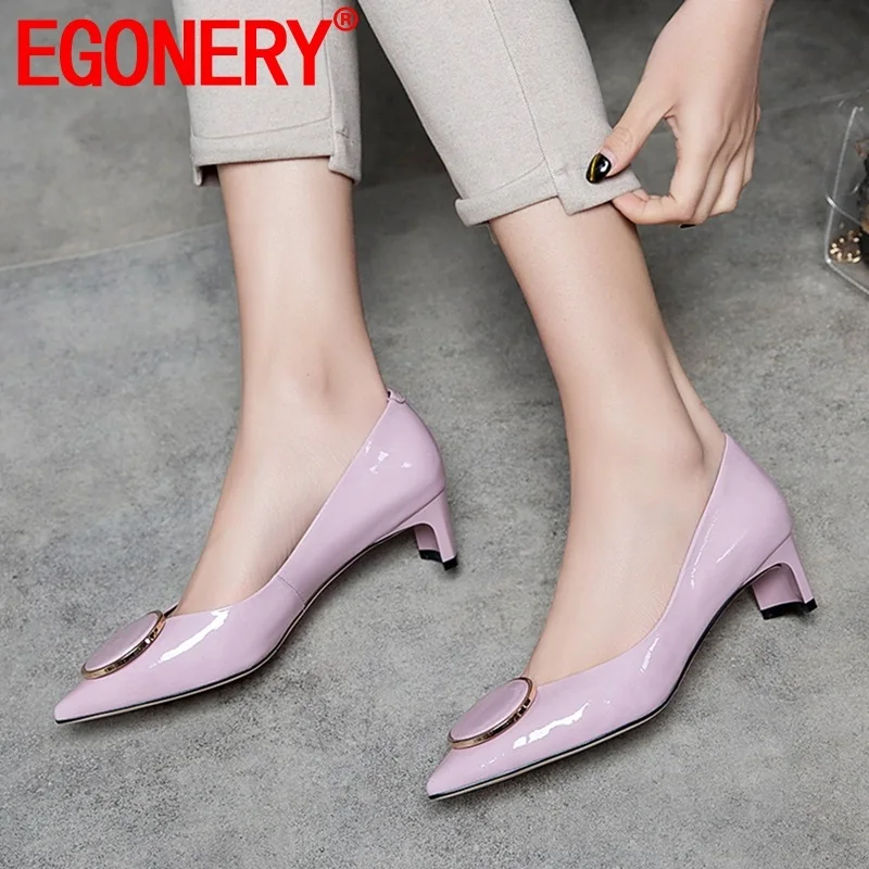 EGONERY woman shoes summer new fashion sexy pointed toe genuine leather party woman pumps outside mid heels slip-on ladies shoes
EGONERY woman shoes summer new fashion sexy pointed toe genuine leather party woman pumps outside mid heels slip-on ladies shoes