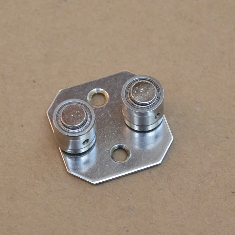 free shipping 6 pics door roller sliding door bearing folding locator hanging pulley stopper director shaft hardware fitting
free shipping 6 pics door roller sliding door bearing folding locator hanging pulley stopper director shaft hardware fitting