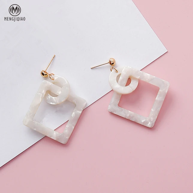 2017 Hot Sale Simple Acrylic Geometric Earrings Personality Stitching Square Circle Pendant For Women Fashion Jewelry Brinco
2017 Hot Sale Simple Acrylic Geometric Earrings Personality Stitching Square Circle Pendant For Women Fashion Jewelry Brinco