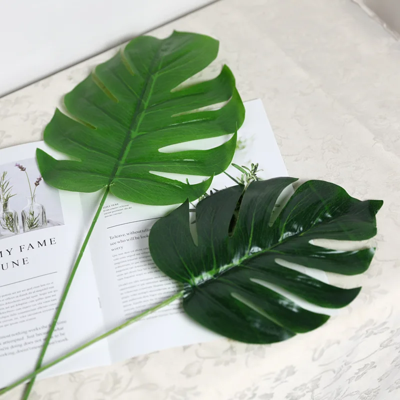 Home Decoration Large Artificial Plants Fake Monstera Palm Tree Leaves Green Plastic Leaf for Food Photography Props
Home Decoration Large Artificial Plants Fake Monstera Palm Tree Leaves Green Plastic Leaf for Food Photography Props