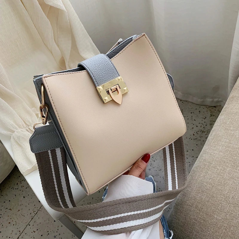 NEW Colorblock shoulder strap bucket bag Designer High Quality Crossbody Bags For Women Carteras Mujer De Hombro De Marca Famosa
NEW Colorblock shoulder strap bucket bag Designer High Quality Crossbody Bags For Women Carteras Mujer De Hombro De Marca Famosa