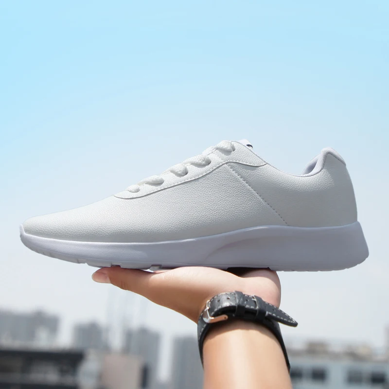 Fashion Leisuer Shoes for Men Light Comfortable Leather Casual Shoes Male White Sneakers Men Soft Sloe Footwear Plus Size 35-47
Fashion Leisuer Shoes for Men Light Comfortable Leather Casual Shoes Male White Sneakers Men Soft Sloe Footwear Plus Size 35-47