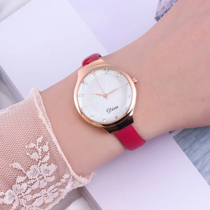 New 2019 brand Women simple dial casual wristwatch Ladies Leather Quartz Watch Rhinestone female Elegant dress clock hours
New 2019 brand Women simple dial casual wristwatch Ladies Leather Quartz Watch Rhinestone female Elegant dress clock hours