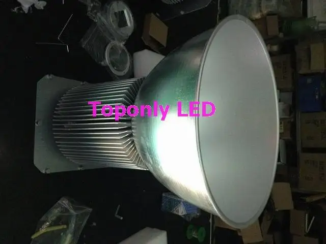 Super bright 300w led high bay light led projector light work lamp for tower crane lighting distance over 50m
Super bright 300w led high bay light led projector light work lamp for tower crane lighting distance over 50m