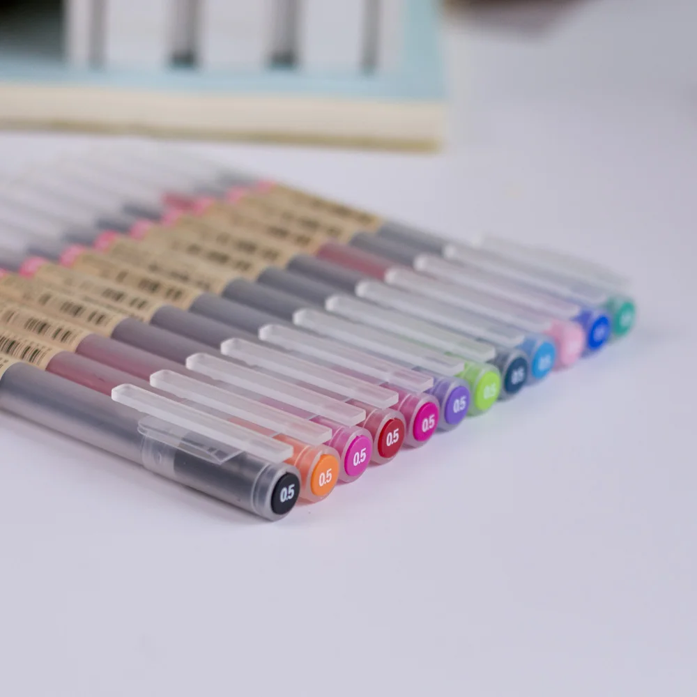 12Pcs/Set 12 Colour Gel Pen 0.5mm Colour Ink Pen Art Maker Pen School Office Supply Kids Graffiti Stationery Gift
12Pcs/Set 12 Colour Gel Pen 0.5mm Colour Ink Pen Art Maker Pen School Office Supply Kids Graffiti Stationery Gift