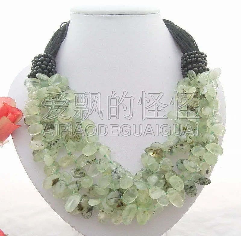 N070177 Stunning! 4Srands Green Onyx Necklace 
N070177 Stunning! 4Srands Green Onyx Necklace