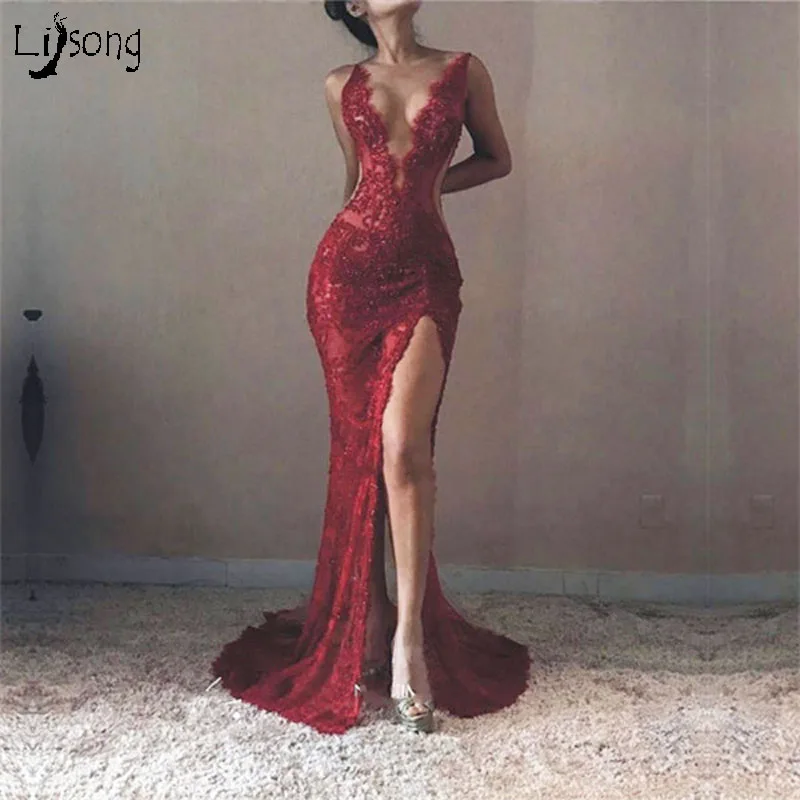 Sexy Hot Burgundy See Through Appliques Mermaid Sheath Lace Buxom Women Prom Dress High Leg Split Custom Made Party Maxi Gowns
Sexy Hot Burgundy See Through Appliques Mermaid Sheath Lace Buxom Women Prom Dress High Leg Split Custom Made Party Maxi Gowns