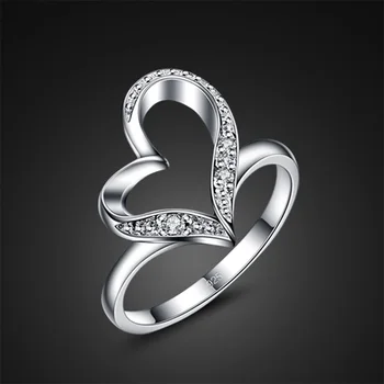 Fashion dazzling zircon ring. Solid 925 sterling silver ring heart peach heart for woman. Charm silver jewelry. Christmas gift
Fashion dazzling zircon ring. Solid 925 sterling silver ring heart peach heart for woman. Charm silver jewelry. Christmas gift