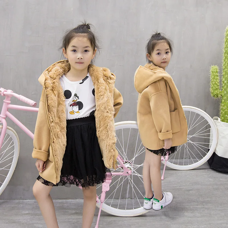 2017 Boys and Girls Children's fur Jacket Rex Rabbit Liner double-sided Woolen coat in the long hooded Zipper Coat
2017 Boys and Girls Children's fur Jacket Rex Rabbit Liner double-sided Woolen coat in the long hooded Zipper Coat