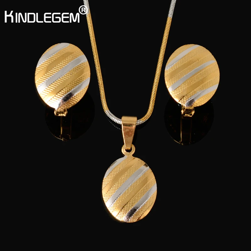 Kindlegem 2018 Ladies Girl Small Necklace Hoop Earrings Pendant Jewelry Sets Fashion Pure Gold Silver Color Party Wedding
Kindlegem 2018 Ladies Girl Small Necklace Hoop Earrings Pendant Jewelry Sets Fashion Pure Gold Silver Color Party Wedding