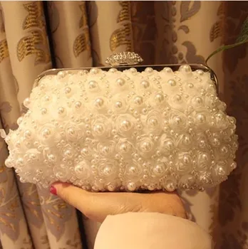 2016 new pearl lace flowers romantic luxury Rhinestone women handbags evening bags wedding party mini clutch bag free shipping
2016 new pearl lace flowers romantic luxury Rhinestone women handbags evening bags wedding party mini clutch bag free shipping