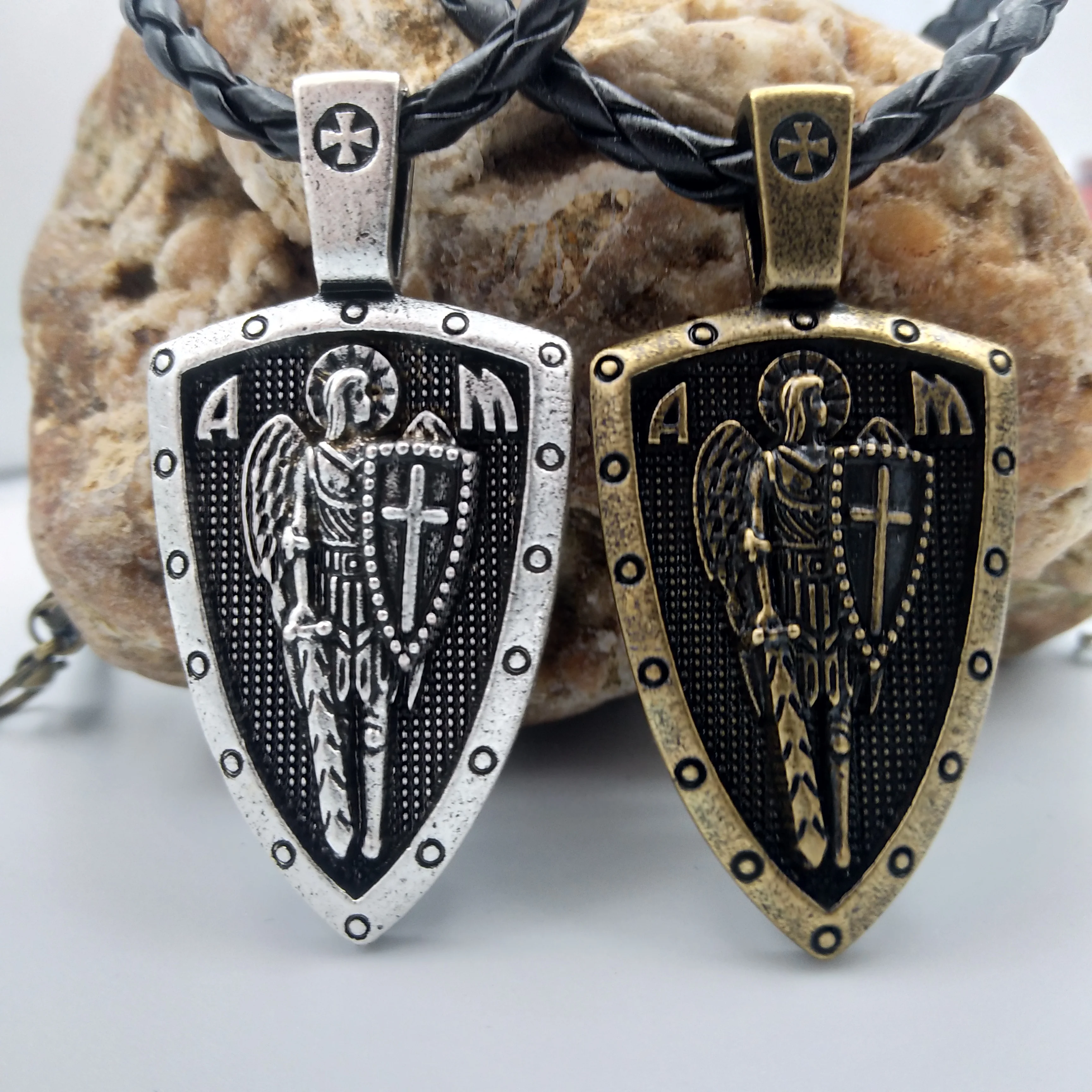 Archangel Saint /"St Michael Protect Us/" Pray Prayer Pendant Medal Necklace