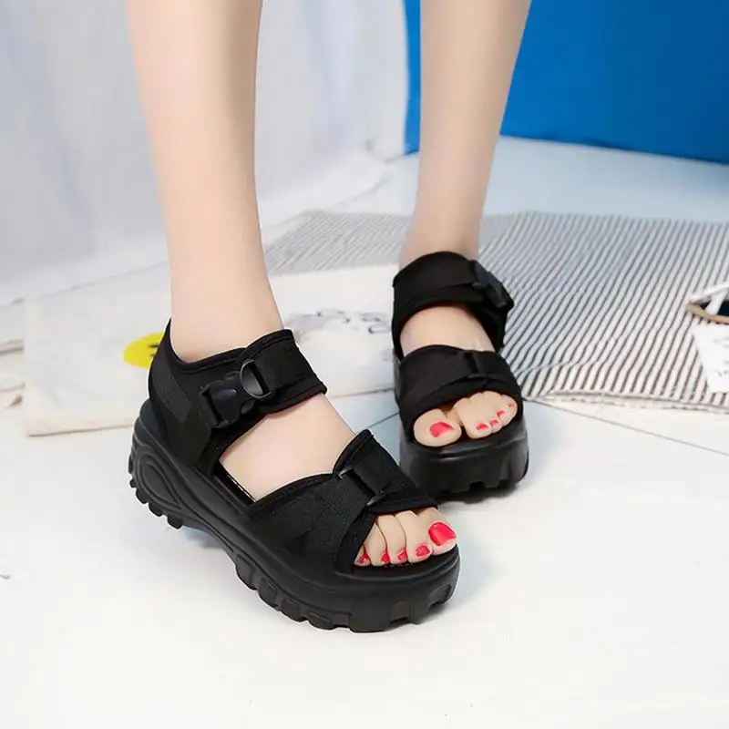 Summer Women Buckle Design Black Platform Sandals Comfortable Women Thick Sole Beach Shoes
Summer Women Buckle Design Black Platform Sandals Comfortable Women Thick Sole Beach Shoes