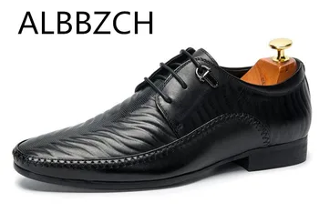 ALBBZCH Men Embossed Cow Leather Dress Shoes Fashion Sewing Design Casual Shoes Men's Business Leiusre Party Shoes Size 38-44
ALBBZCH Men Embossed Cow Leather Dress Shoes Fashion Sewing Design Casual Shoes Men's Business Leiusre Party Shoes Size 38-44