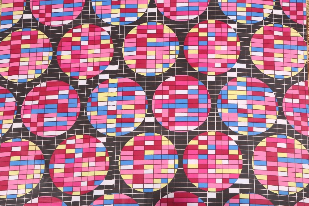 Ankara Africanc Prints 100% Polyester Wax Fabric New Hollandais Wax bintareal wax 6 yards African Fabric for Party Dress PL689
Ankara Africanc Prints 100% Polyester Wax Fabric New Hollandais Wax bintareal wax 6 yards African Fabric for Party Dress PL689