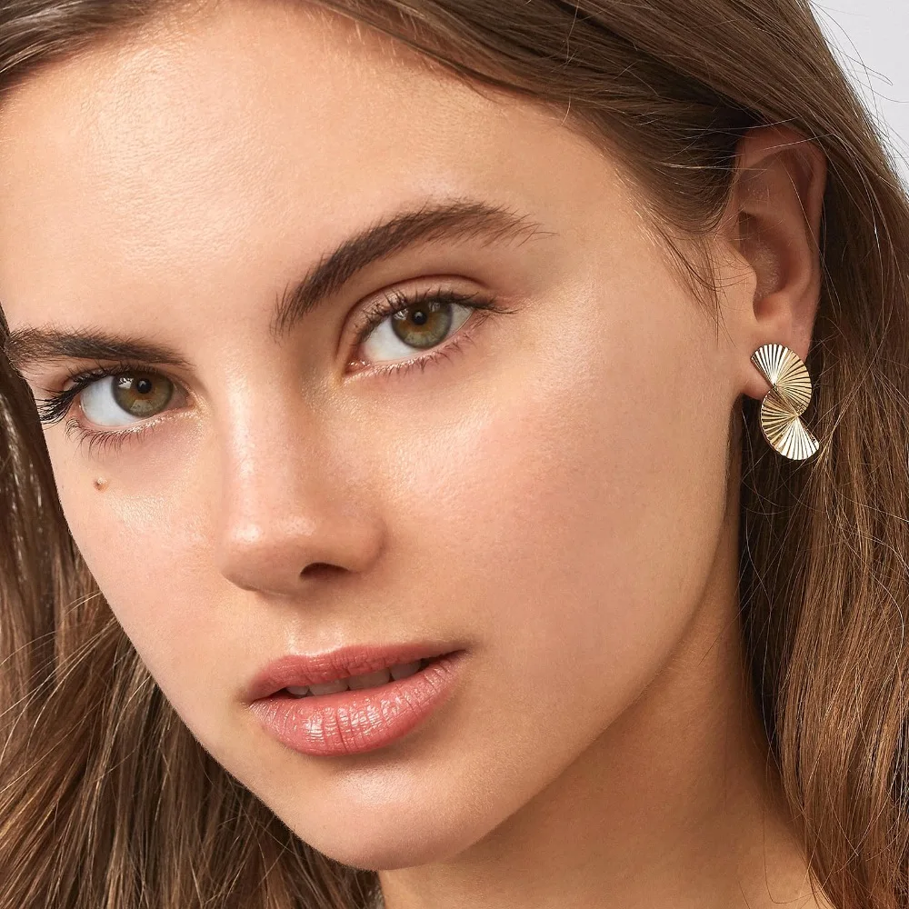 Gold Fan Stud Earrings Art Deco Bridesmaid Sun Earrings Geometric Jewelry Art Deco Jewelry Wholesale
Gold Fan Stud Earrings Art Deco Bridesmaid Sun Earrings Geometric Jewelry Art Deco Jewelry Wholesale